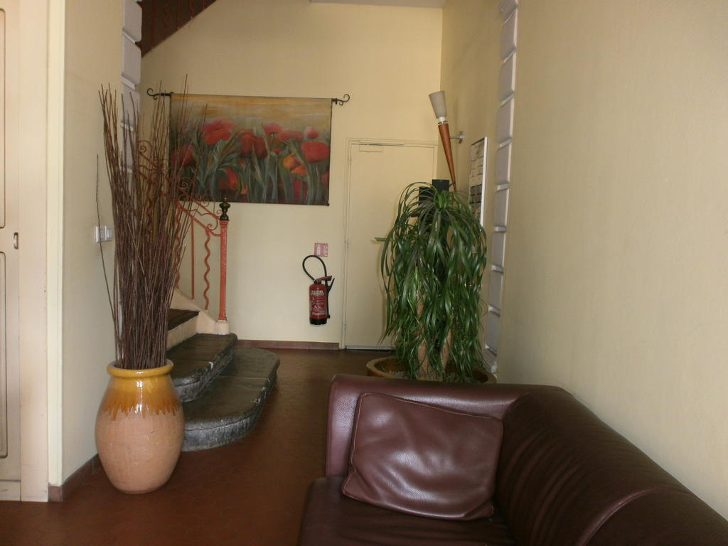 Hotel Bonaparte Toulon Bagian luar foto