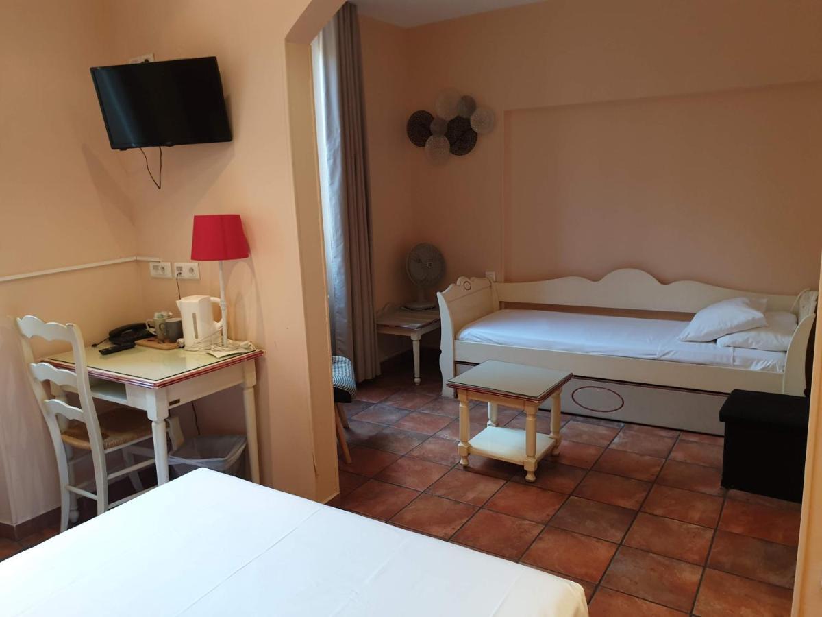 Hotel Bonaparte Toulon Bagian luar foto